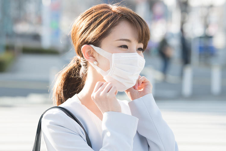 マスクしたまま顔認証で勤怠打刻