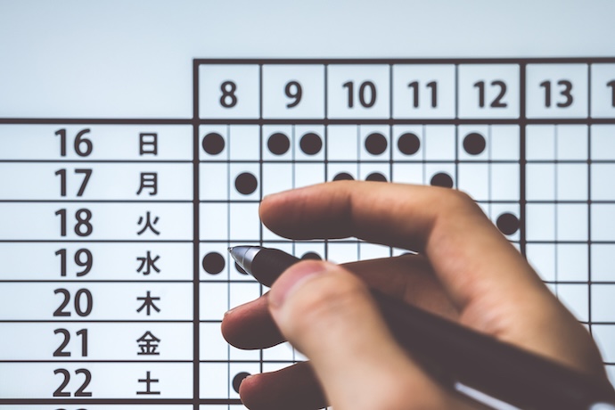 飲食店でのAI活用_勤怠管理のイメージ